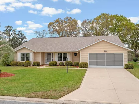 26913 Racquet Cir, Leesburg, FL 34748