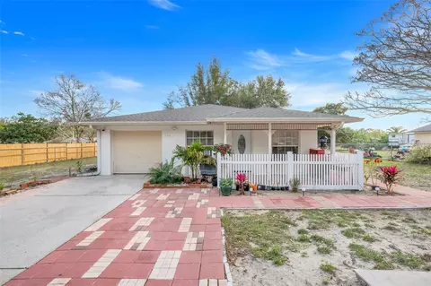 604 Palmetto Dr, Mascotte, FL 34753