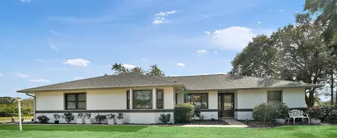 26500 Wimbledon St, Leesburg, FL 34748