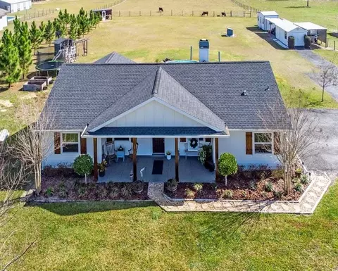 37146 Calhoun Rd, Eustis, FL 32736