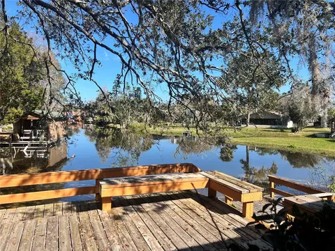 208 First St, Tavares, FL 32778