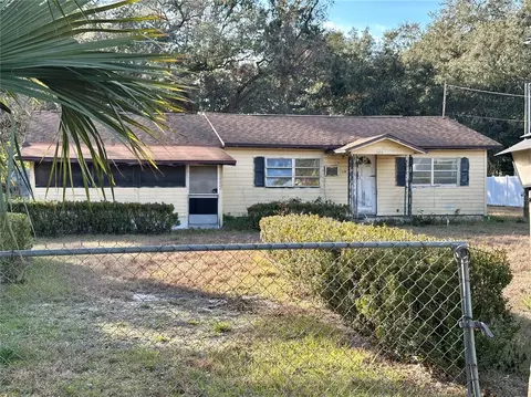 1109 Pioneer Trl, Leesburg, FL 34748