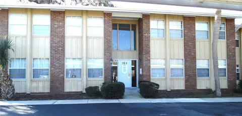723 Perkins St #104, Leesburg, FL 34748