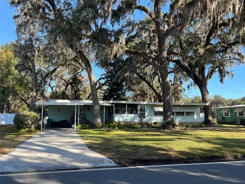 26 Big Oak Ln, Wildwood, FL 34785