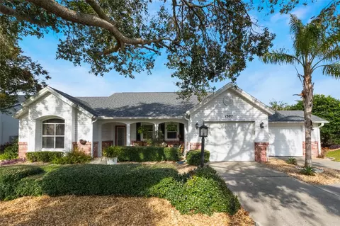 1307 Lopez Ln, The Villages, FL 32159