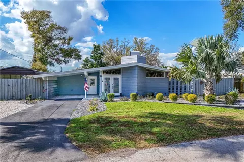 2384 Orange Capital Ct, Eustis, FL 32726
