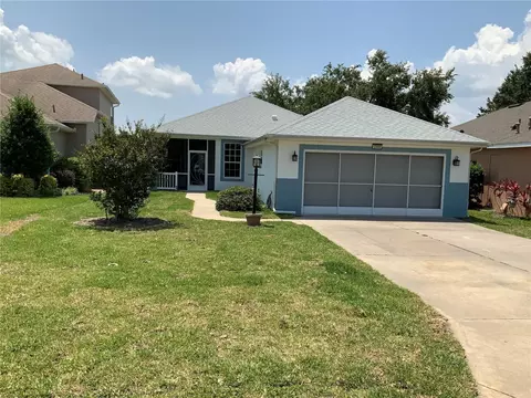 3300 Saratoga Dr, Tavares, FL 32778