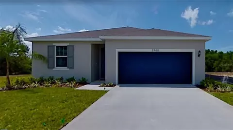 2968 Supermarine Rd, Tavares, FL 32778