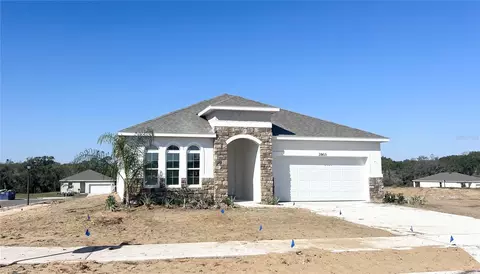2803 Supermarine Rd, Tavares, FL 32778