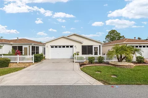 2277 Whisper St, The Villages, FL 32162