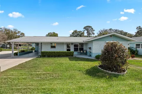 11820 Watts Ct, Tavares, FL 32778