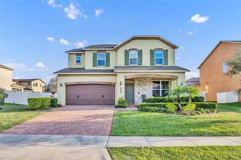 2727 Retriever Dr, Clermont, FL 34711