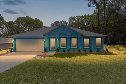 1806 W Hall Pl, Citrus Springs, FL 34434