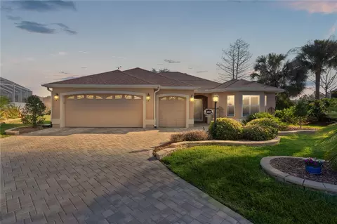 1801 Garza Pl, Lady Lake, FL 32159