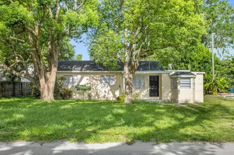 209 Orange Ave, Fort Meade, FL 33841