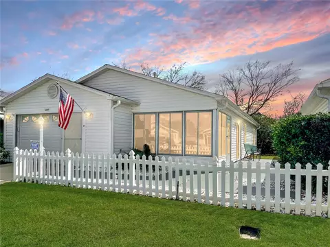 3297 Riverton Rd, The Villages, FL 32162