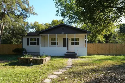 2210 Grant Ave, Eustis, FL 32726
