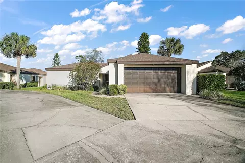 1945 Maple Cir #45E, Tavares, FL 32778