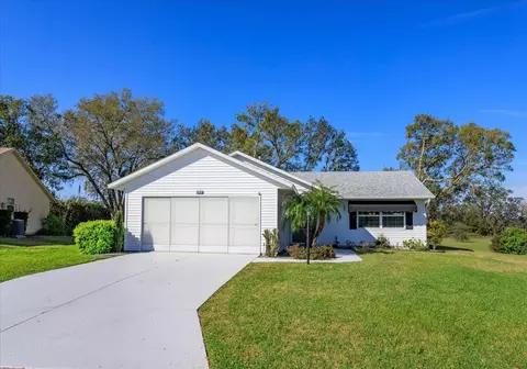 26315 Newcombe Cir, Leesburg, FL 34748