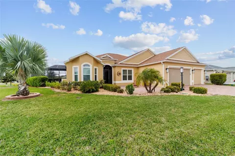 2050 Biller Cir, The Villages, FL 32163