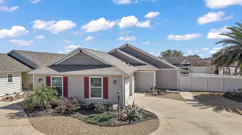 1781 Kingfisher Ct, The Villages, FL 32162