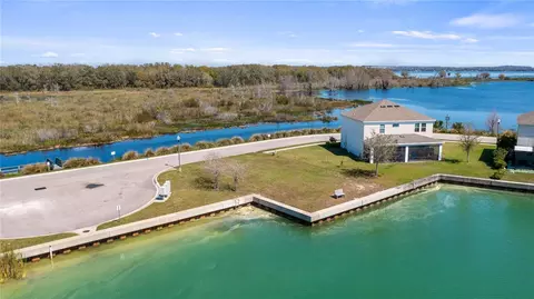 503 Blue Cypress Dr, Groveland, FL 34736