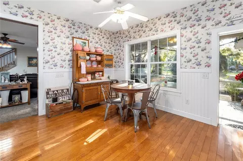Dining - 993 Cr 722, Webster, FL 33597 photo 1 of 3