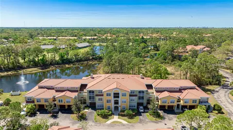 5500 Bentgrass Dr #6-106, Sarasota, FL 34235