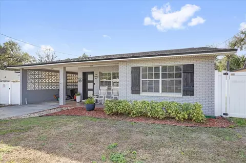 111 Jean St, Tavares, FL 32778