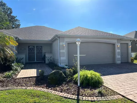 1994 Palo Alto Ave, Lady Lake, FL 32159