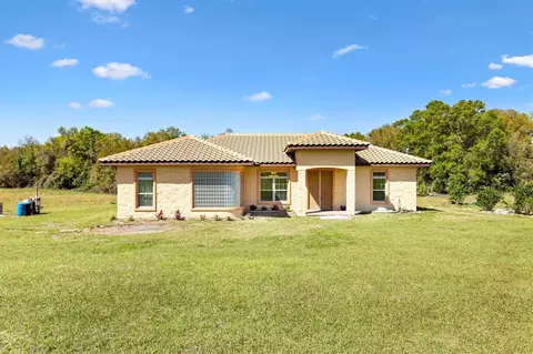 15910 SE 140th Ave, Weirsdale, FL 32195