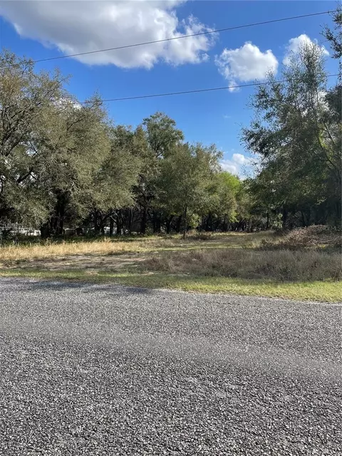 Sunset Harbor Rd, Weirsdale, FL 32195