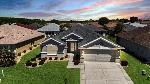 8621 SE 133rd St, Summerfield, FL 34491