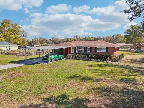 231 Cr 482s, Lake Panasoffkee, FL 33538