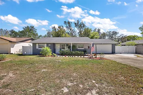 3860 Branch Ave, Mount Dora, FL 32757
