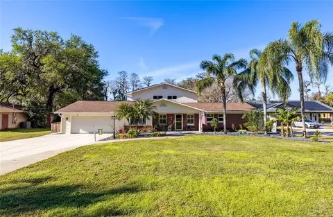 36329 Clear Lake Dr, Eustis, FL 32736