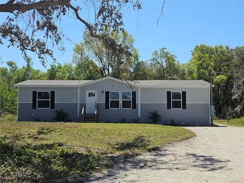 17450 Tenth Ave, Umatilla, FL 32784