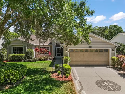 25736 Whisper Oaks Rd, Leesburg, FL 34748