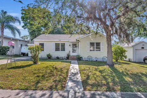 406 S 12th St, Leesburg, FL 34748