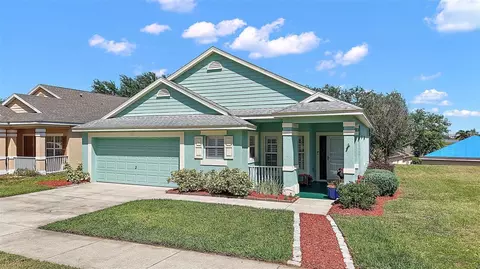 1317 Longville Cir, Tavares, FL 32778