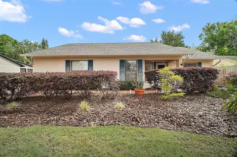 97 Hillside Dr, Eustis, FL 32726