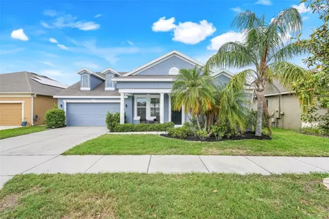 251 Blue Cypress Dr, Groveland, FL 34736