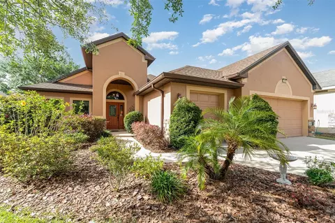 3048 New Haven Pl, Mount Dora, FL 32757