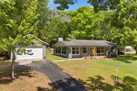 7115 Lake Ola Dr, Mount Dora, FL 32757