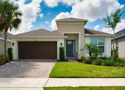 2749 Hilltop Rd, Clermont, FL 34711