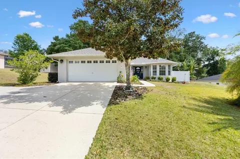 210 Forest Park Ln, Lady Lake, FL 32159