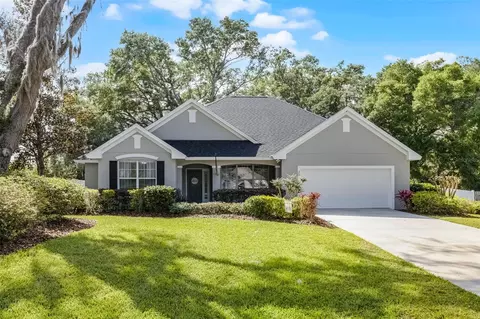 301 Brookstone Ln, Fruitland Park, FL 34731