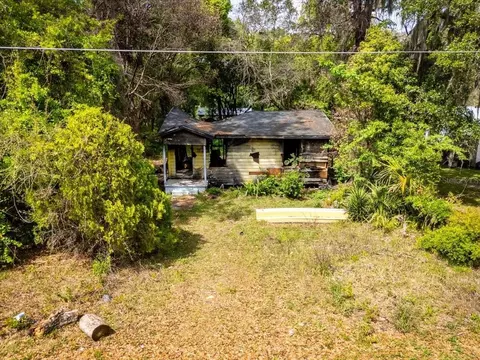 1324 SE 2nd Ave, Gainesville, FL 32641