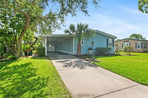 501 Santa Fe Rd, Tavares, FL 32778