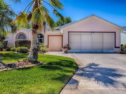 910 Eagles Lndg, Leesburg, FL 34748